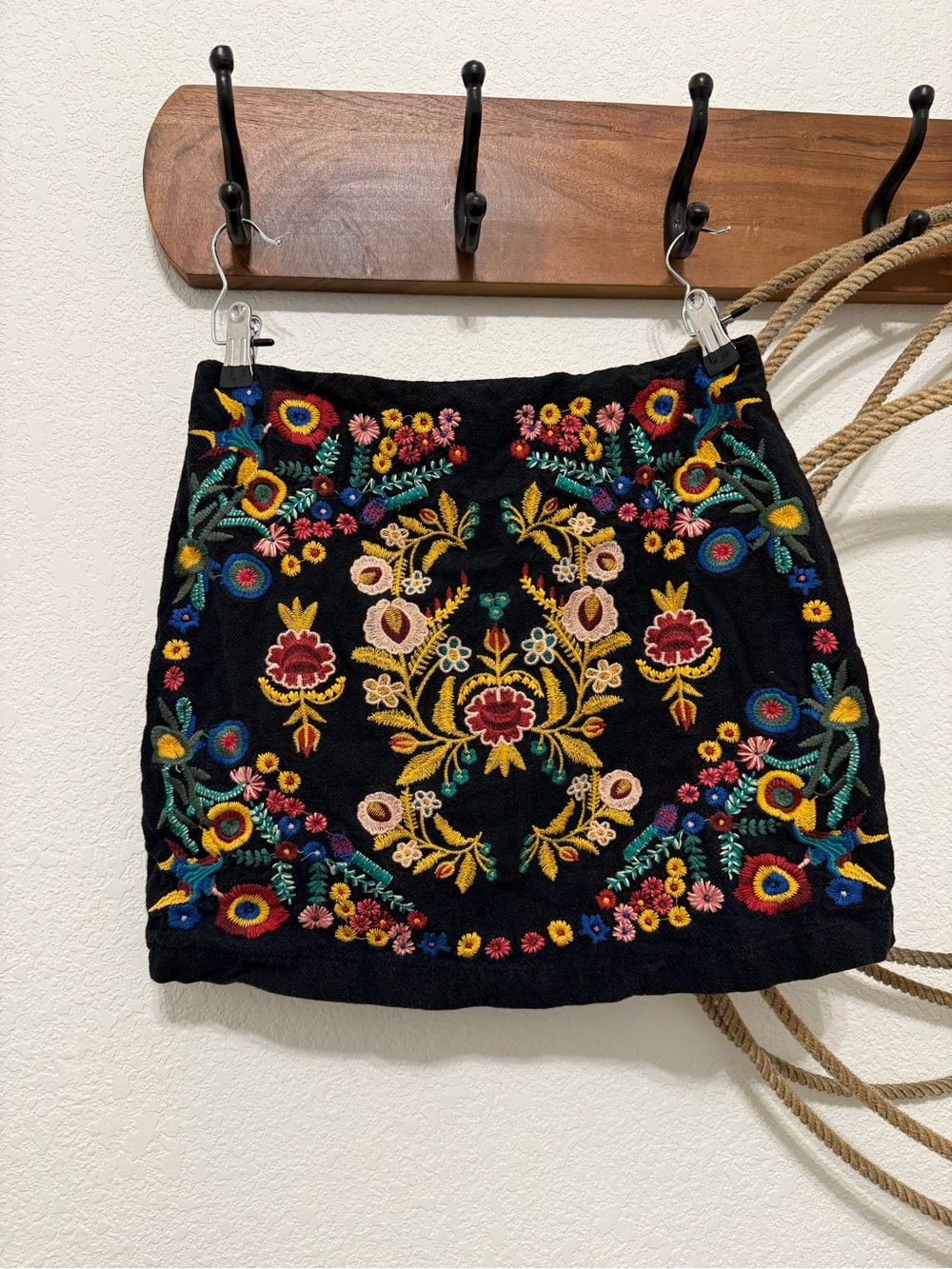 Umgee Folk Floral Embroidered Mini Skirt Black - Size Medium